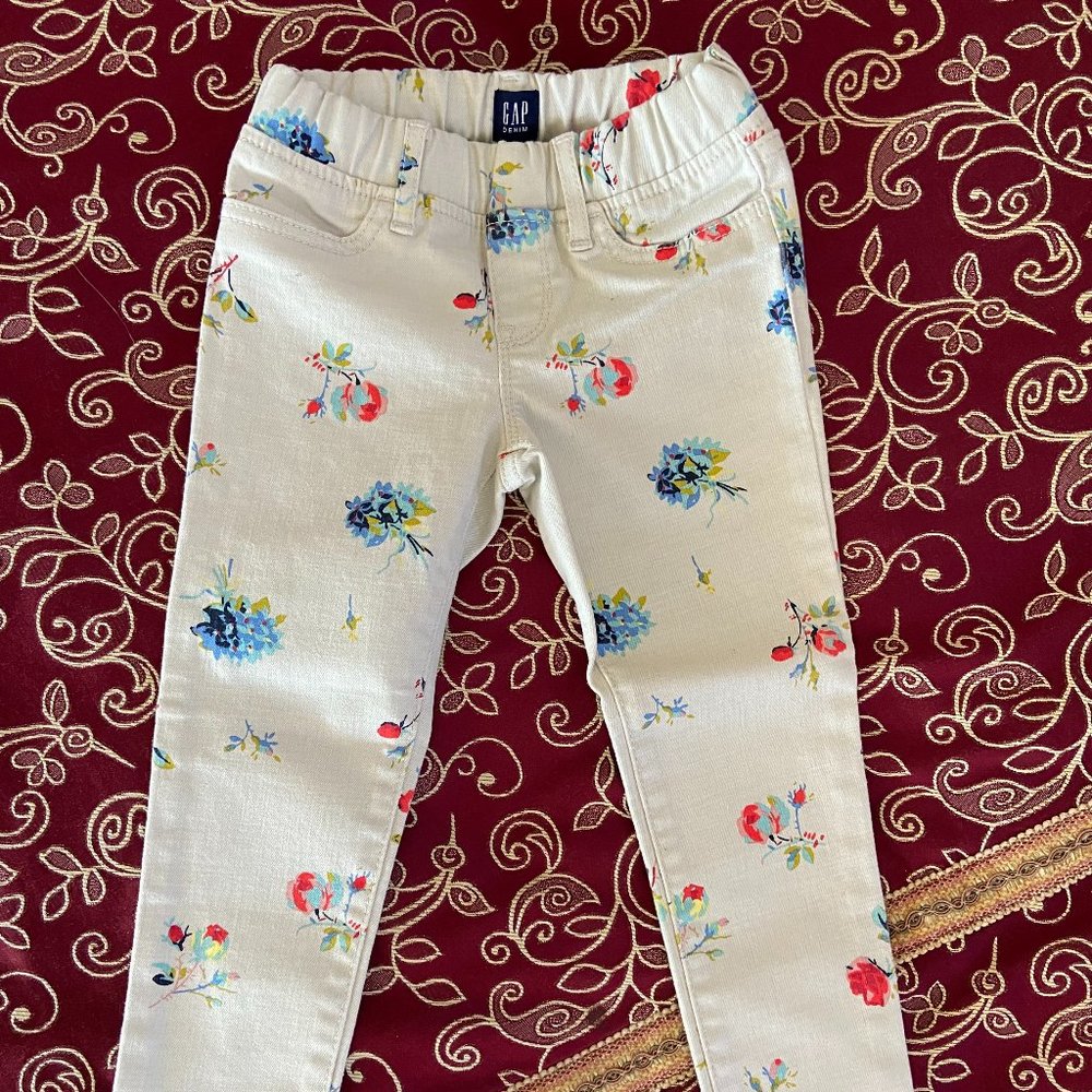 Super-cute GAP Jeggings with stretch - size 6 kids